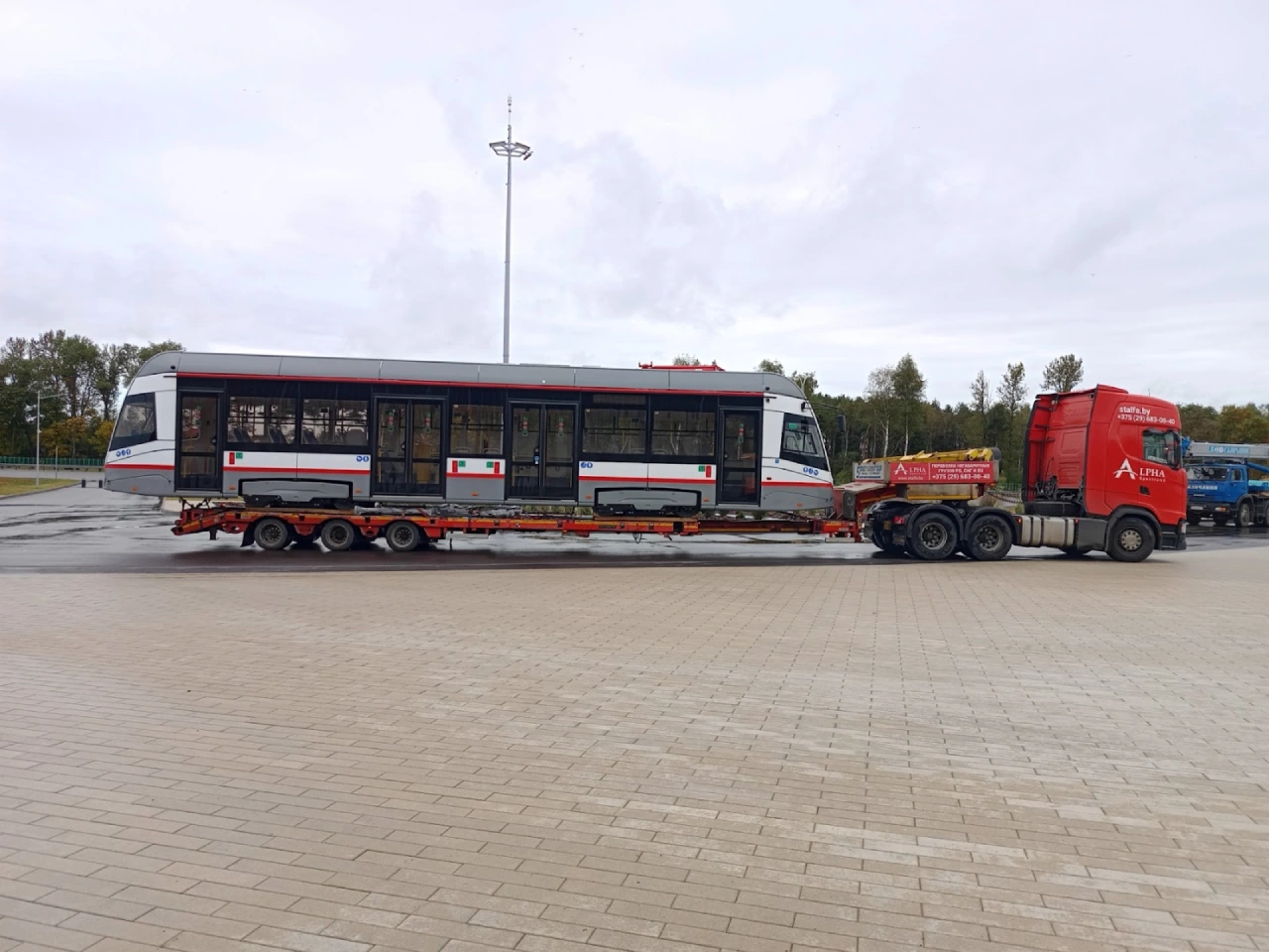 Перевозка трамвая